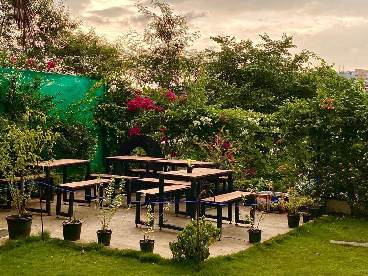 بيت شباب Urban Nomads Pune Riverside Colive Cowork المظهر الخارجي الصورة