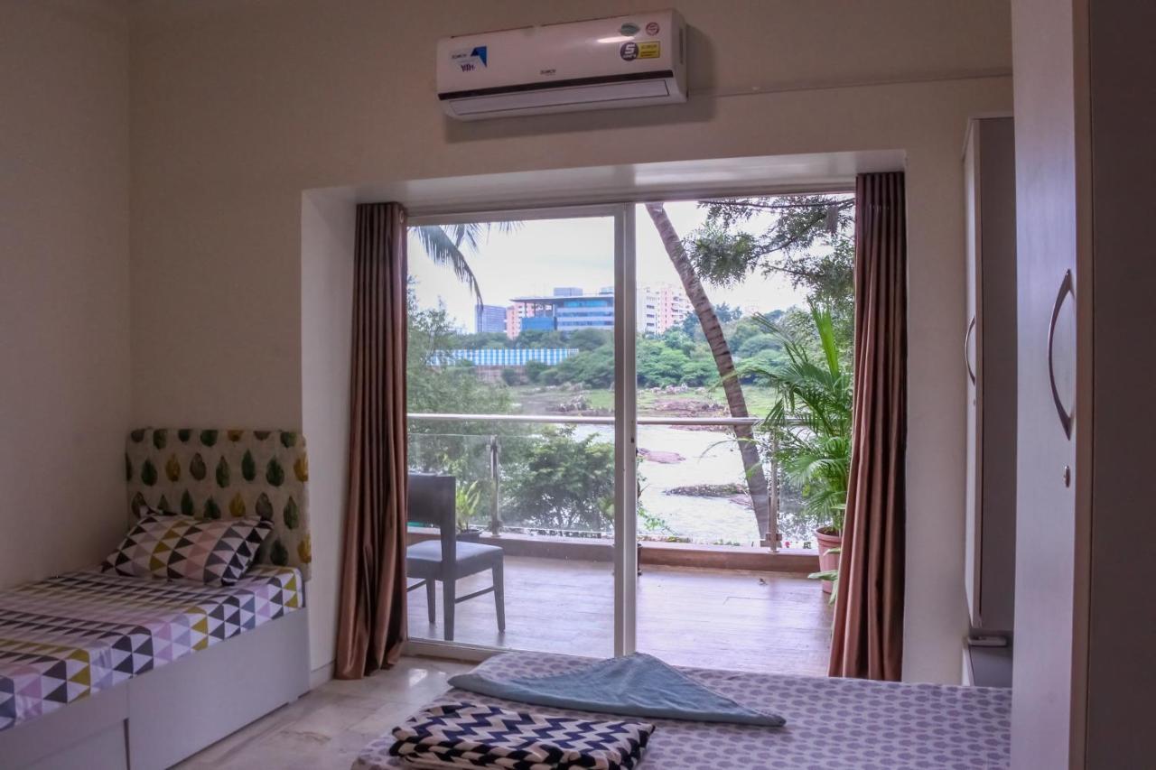 بيت شباب Urban Nomads Pune Riverside Colive Cowork المظهر الخارجي الصورة