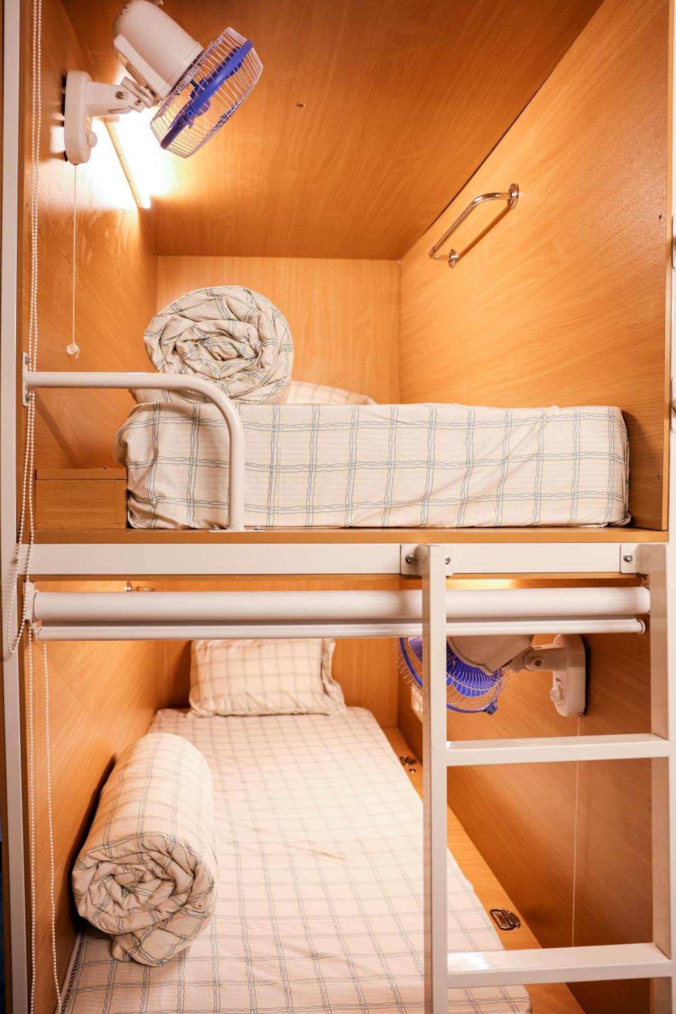 بيت شباب Urban Nomads Pune Riverside Colive Cowork المظهر الخارجي الصورة