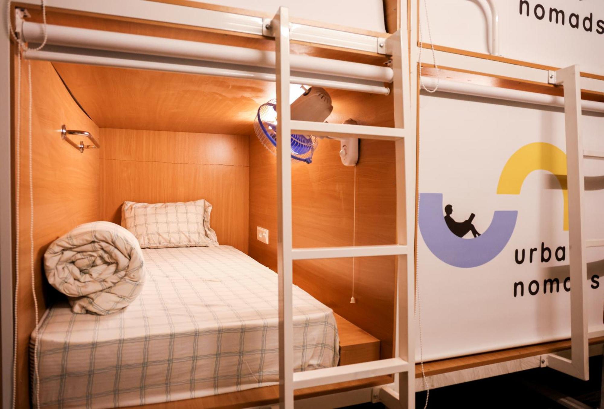 بيت شباب Urban Nomads Pune Riverside Colive Cowork المظهر الخارجي الصورة