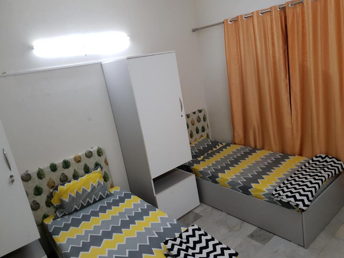 بيت شباب Urban Nomads Pune Riverside Colive Cowork المظهر الخارجي الصورة