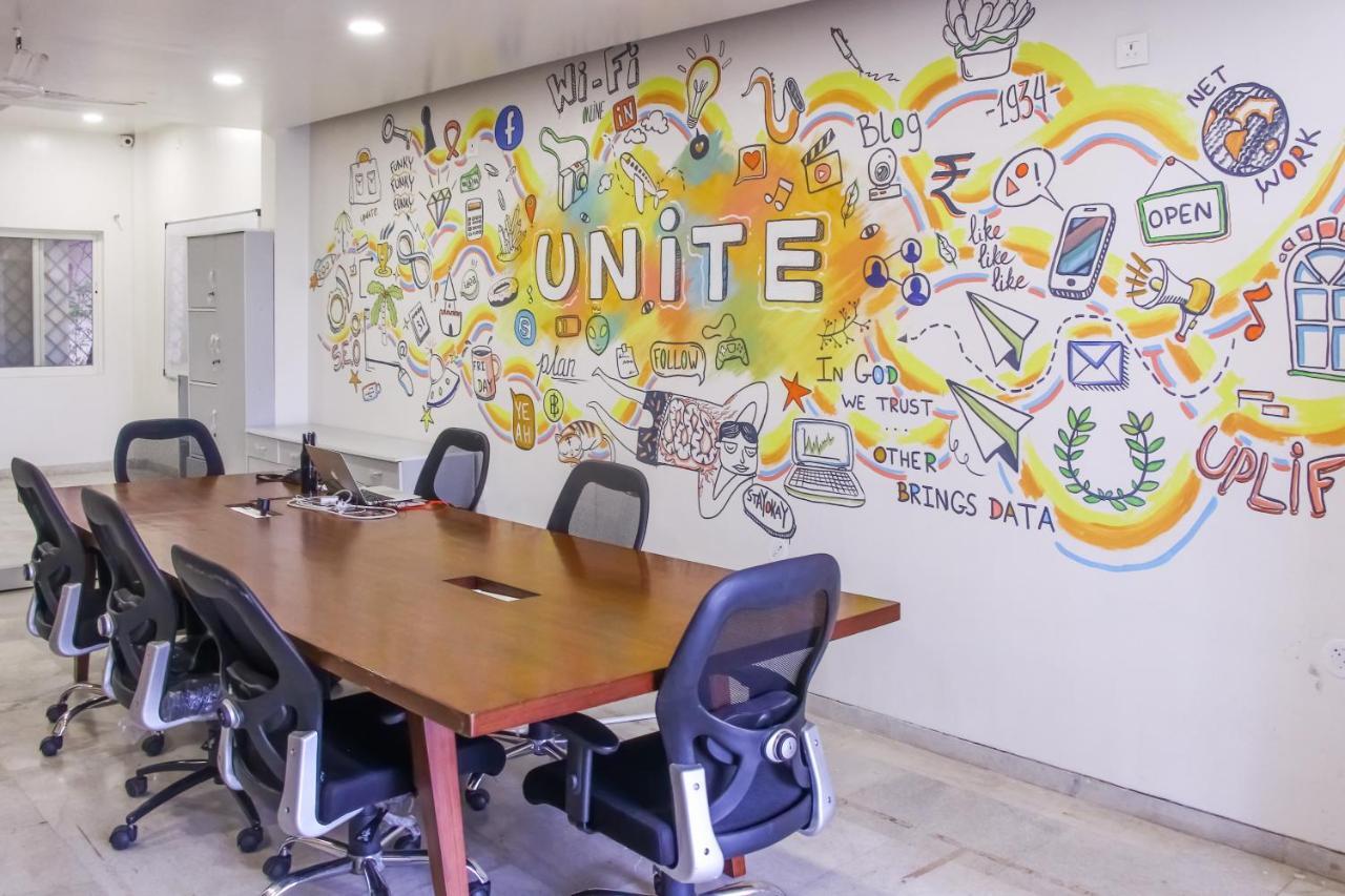 بيت شباب Urban Nomads Pune Riverside Colive Cowork المظهر الخارجي الصورة