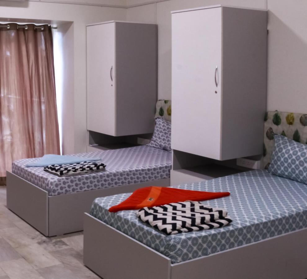 بيت شباب Urban Nomads Pune Riverside Colive Cowork المظهر الخارجي الصورة
