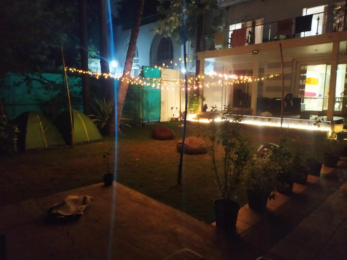 بيت شباب Urban Nomads Pune Riverside Colive Cowork المظهر الخارجي الصورة